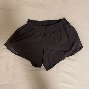 Lululemon gray hotty hot shorts 4”